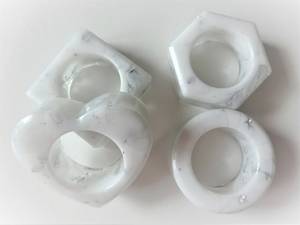 Anillo Porta Servilletas de Resina de Alta Calidad con Diseño Cuadrado y Circular para Restaurante, Hotel y Hogar - Product Image 2