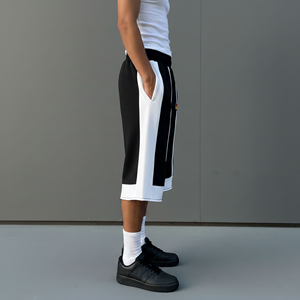 High Quality 100% Cotton Lightweight Custom Silk Screen Printed Solid Logo Eco-Friendly Gym Hip Hop Men's Shorts Side Pockets - Product Image 2