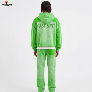 Survêtement d'entraînement pour homme, coupe ajustée, à capuche, manches longues, personnalisé, haute qualité, collection Hiver 2026 - Product Image 2