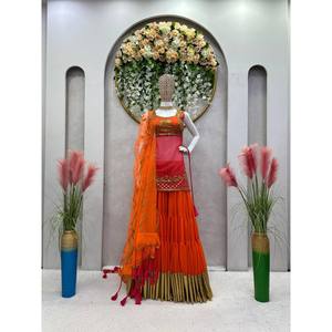 Magnifique ensemble Lehenga Choli en polyester (haut, bas et dupatta) pour les occasions spéciales – Élégant et stylé - Product Image 2