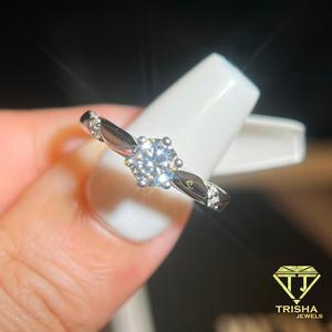 Bague élégante en moissanite florale, en argent Sterling 925, pierre brillante à taille ronde, bijoux de luxe uniques pour femmes, cadeau de mariée - Product Image 2