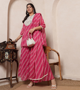 Conjunto DEEBACO para Mujer, Casual, Lehariya, Chifón, Top Peplum con Paneles hasta el Tobillo y Sharara Dupatta, Transpirable, Moderno y Elegante - Product Image 4