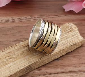 Anillo Giratorio de Plata 925 Sólida de Cinco Capas, Pulido de Alta Calidad, Bicolor, para Boda, con Logotipo Personalizado, Fabricante de Joyería - Product Image 2