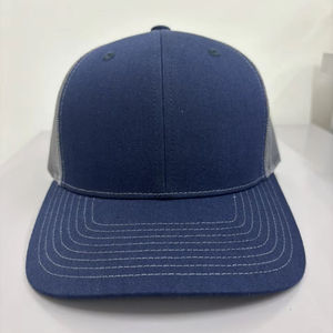 Gorras de malla trucker de 6 paneles, lisas, transpirables, de tela CVC, gorras deportivas comunes para exteriores, OEM Vietnam, unisex, para golf. - Product Image 1