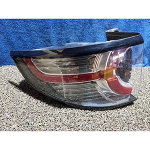 Luz Trasera Izquierda Usada Discovery FK7213405CF - Product Image 2
