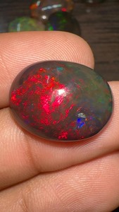 Opale d'Éthiopie noire naturelle de 12,00 carats, cabochon, multicolore, pierre précieuse lisse, pierre de naissance d'octobre - Product Image 3