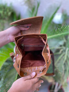 Nuevo estilo bohemio occidental Vintage hecho a mano Jacquard cuero cordón mochilas mano Stitch Klim cuero genuino estilo indio bolsas - Product Image 5