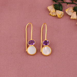 Boucles d'oreilles pendantes en améthyste naturelle et nacre |   Laiton plaqué or - Product Image 3