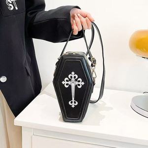 Nuevo Bolso Bandolera de Piel Sintética con Estampado Animal para Mujer, con Cierre de Cremallera y Broche, Hecho en China - Product Image 1