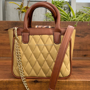 Fabricant, nouveauté, sacs à bandoulière de luxe en cuir matelassé usiné à la main, sacs à bandoulière tendance personnalisés pour femmes - Product Image 5