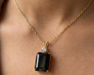 จี้หินแบล็คออนิกซ์ทรงเหลี่ยมมรกต เครื่องประดับมินิมอล สร้อยทอง/เงิน หินพลังงานป้องกันและบำบัดรักษา ของขวัญ - Product Image 2
