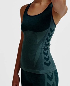Débardeur personnalisé pour femme, doux, brossé, respirant, séchage rapide, extensible, ajusté, pour yoga, gym, fitness, vente en gros, marque privée premium - Product Image 3
