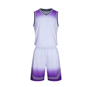 Uniformes de Baloncesto Ligeros, Cómodos, Transpirables, de Secado Rápido, con Costuras Resistentes, Jersey de Baloncesto Personalizado con Conjunto de Pantalones Cortos - Product Image 1