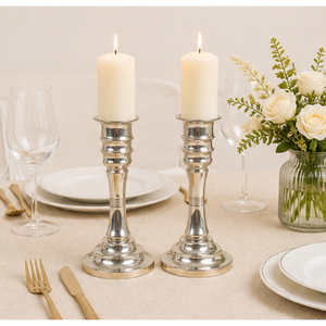 Ensemble de porte-bougies en argent de luxe, élégants supports en métal pour bougies, pour la décoration de table de mariage, d'événements spéciaux et de fêtes - Product Image 4