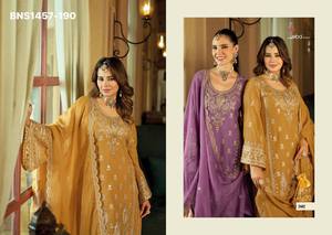 Collection Premium : Ensemble pantalon-dupatta en organza doux avec broderie dorée riche, manches droites et cloche – Exportateur indien - Product Image 5