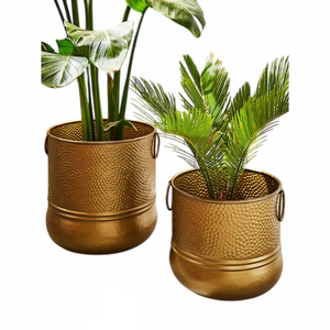 Pot de fleurs en laiton avec finition martelée, pot de plantes d'intérieur, style minimaliste, design circulaire, pot fait main - Product Image 3