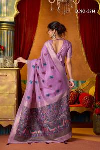 Sari indio de diseñador para mujer con bordados elaborados y lentejuelas, perfecto para bodas y festivales. - Product Image 3