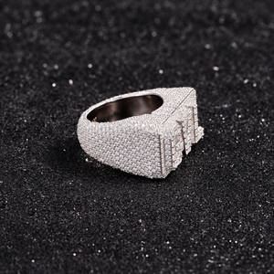 Bague personnalisée pour homme en argent 925 avec moissanite, sertie de pierres, avec initiale, bijou audacieux de luxe, design personnalisé - Product Image 4