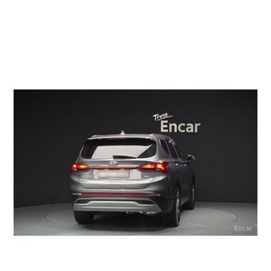 2022 for Hyundai <b>Santa</b> Fe Diesel 2.2 4WD with Leather Seats Rear <b>Camera</b> Left Steering 40,232 km - Product Image 4