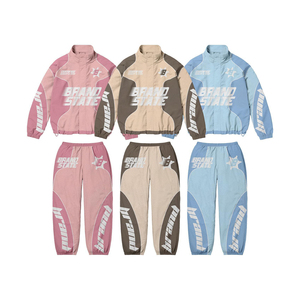 Ensemble de survêtement en nylon pour homme personnalisé, vêtements de sport, logo brodé, fabricant de vêtements à marque privée OEM - Product Image 1