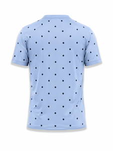 เสื้อยืดแขนสั้นผู้ชายสีฟ้าอ่อนลายจุด ทรงปกติ คอกลม ระบายอากาศได้ดี ผลิตจากผ้าโพลีเอสเตอร์ถัก สวมใส่สบายๆ - Product Image 3