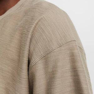 เสื้อยืดโอเวอร์ไซส์ทรงบ็อกซี่สำหรับผู้ชาย ผ้าฝ้าย 100% คอกลม ไหล่ตก สไตล์ลำลอง พิมพ์ลายโลโก้ด้านหน้าด้วยเทคนิคซิลค์สกรีน ระบายอากาศได้ดี - Product Image 5