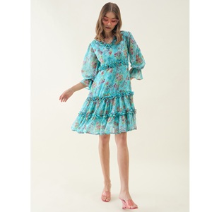Robe évasée à imprimé floral bleu turquoise au design classique pour l'été, la plage, les vacances, les occasions décontractées et le quotidien, prix export - Product Image 1