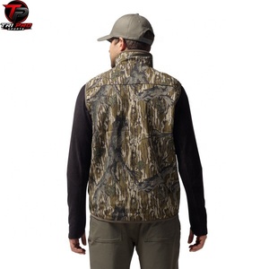 Chaleco Utilitario Softshell para Hombre, Cuello Alto, Cierre Completo, Bolsillo con Cremallera en el Pecho, Estampado de Madera, para Caza, Pesca y Senderismo - Product Image 6
