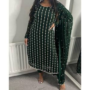 ชุดสูทดีไซเนอร์ XL พร้อมขอบลูกไม้แฟนซี ประดับมุกและหมุด - Product Image 6