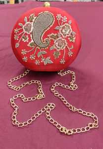 Pochette noire brodée avec cadre métallique, sac de soirée à chaîne, sac à main élégant pour mariage et fête, sac à bandoulière pour femme - Product Image 3