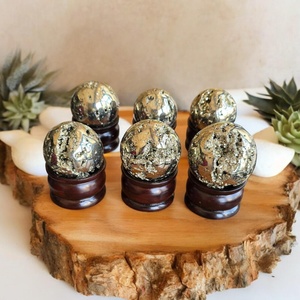 Esfera de Cristal de Pirita Peruana Natural de Alta Calidad, Bola Tallada a Mano Pulida, Decoración Feng Shui para el Amor, la Sanación y la Atracción de Dinero - Product Image 5