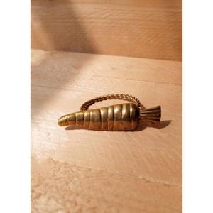 Abstract Design Metal Napkin Ring <b>Gold</b> Color Finish Reusable <b>Food</b> Grade Tableware Decor Decorative Circular Design napkin Ring - Product Image 4