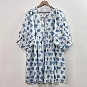 เดรสลำลองผู้หญิงผ้าฝ้ายทอสีพื้น/เรียบ แขนทรงบอลลูน เอวทรงเอ็มไพร์ ทรงเบบี้ดอลล์ คอวีทรงโอเวอร์ไซส์ ทรงหลวม - Product Image 1