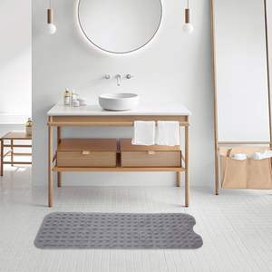 Tapis de bain antidérapant gris RT de 39 x 16 pouces avec ventouses et trous de drainage, tapis de douche pour salles de bain - Product Image 2