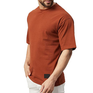 T-shirts pour hommes de style streetwear, taille adulte, col rond, coupe régulière, respirants, couleurs personnalisées, t-shirt col rond surdimensionné pour hommes - Product Image 3
