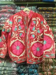 Chaquetas de algodón bordadas Suzani de primera calidad, ropa exterior tradicional con bordados florales, estilo bohemio chic para mujer. - Product Image 5