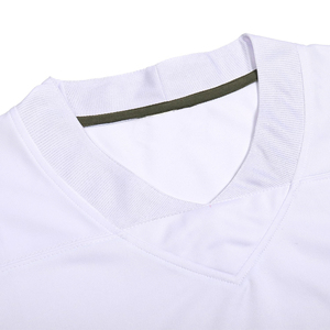 เสื้อฟุตบอลอเมริกันชายสีทอง คอวี แขนสั้น พิมพ์หมายเลขทีม 12 ผลิตจากผ้าโพลีเอสเตอร์ตาข่าย 100% สำหรับผู้ใหญ่ - Product Image 3
