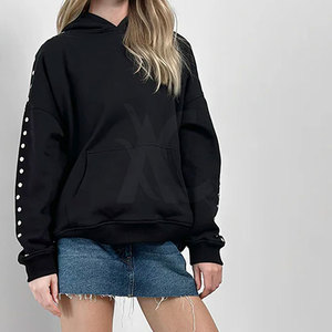 Sweat-shirt à capuche unisexe de qualité supérieure, léger et confortable, avec un design inspiré du streetwear moderne - Product Image 6