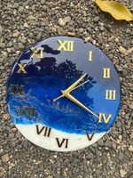 Horloge murale en résine époxy faite à la main, décoration murale pour la maison et le bureau, style moderne personnalisé fait main en provenance d'Inde