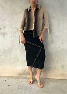 Jupe midi en jean asymétrique pour femme GRACE COLLECTION, avec ceinture simple, délavée, bleu foncé, coupe classique, pour l'hiver - Product Image 1