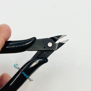 Pince coupante en acier inoxydable pour extensions capillaires à la kératine, outils et accessoires de coiffure personnalisables avec logo pour tissage de cheveux - Product Image 2