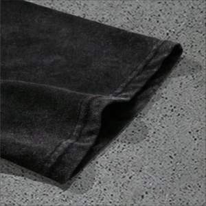 T-shirt Streetwear Premium Oversize Coupe Boxy pour Homme, Coton Épais 275 GSM 300 GSM, Tissu Lourd, Vêtement Vierge Personnalisable avec Logo - Product Image 4