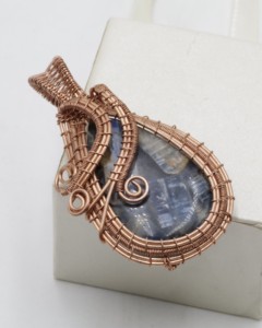 Pendentif en améthyste naturelle AAA+++ avec enroulement en fil de cuivre, bijoux en pierres précieuses faits à la main, taille libre, pendentif en cristal de guérison - Product Image 3