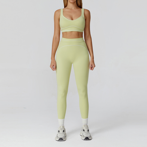 Ensemble de yoga sans couture pour femmes, haut court à col carré, leggings respirants à taille haute, tenue de sport 2 pièces - Product Image 3
