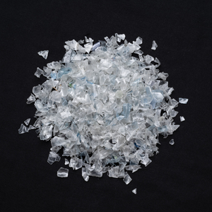 Flocons de bouteilles PET lavés à froid et à chaud, matière plastique recyclée LDPE PVC, qualité pour soufflage, qualité transparente, résistance au vieillissement, blanc - Product Image 1