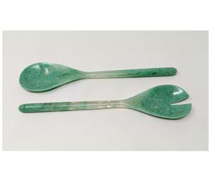Cuchara de servir de resina hecha a mano con diseño abstracto único, mango largo, acabado brillante, utensilio decorativo de cocina para comer. - Product Image 2