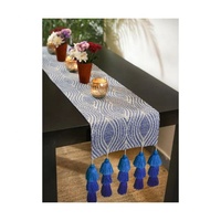 Jacquard de couleur orange brodé à la mode arrivée de haute qualité rétro nouvel an 100% coton biologique classique bord lier chemin de Table