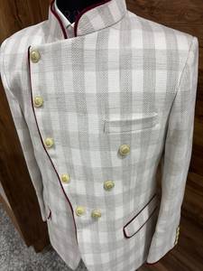 Traje de boda doble botonadura color marfil para hombre |   Traje de Novio Estilo Príncipe |   Traje Formal de Dos Piezas con Diseño a Cuadros - Product Image 4