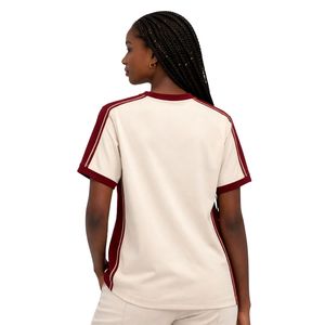 Camisa Premium Delta Sigma Theta Kream con Cresta en Relieve para Mujer, Ajuste Cómodo, Ropa de Alta Calidad para Hermandades Griegas - Product Image 2