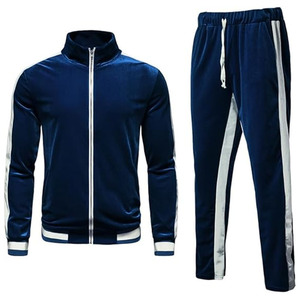 Conjunto Deportivo de Terciopelo Azul Marino para Hombre: Conjunto de Dos Piezas de Alto Rendimiento Atlético y Estilo de Vida - Product Image 1